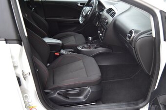 SEAT LEON 2.0 TDI FR, 2011, ELEKTRÓNY R18, XENÓNY, TEMPOMAT - 17