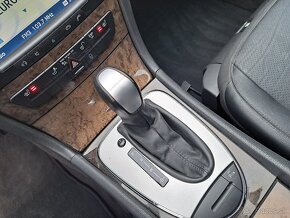 Mercedes E 350 , benzin, 200 kw, - 17