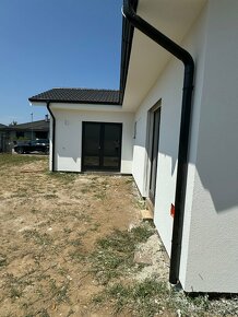 NOVOSTAVBA 4 izbového RD, pozemok 479 m2, Špačince - 17