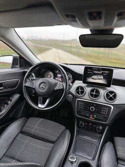 Mercedes-Benz CLA 200D 4matic - 17