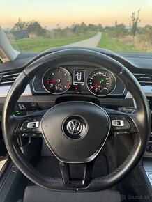 Volkswagen Passat 2.0 TDI DSG - 17