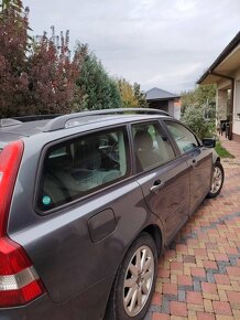 Volvo v50 2.0 D Momentum - 17