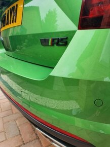 SKODA VRS LOGO RS NAPIS ZNAK RS - 17