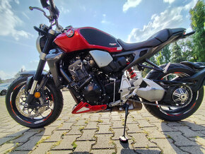 Honda CB 1000R 2020 - 17