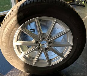 Predám 4 ks letné komplet pneu 235/60 r18 - 17