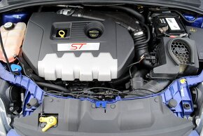 Ford Focus Kombi 2.0 EcoBoost SCTi ST R - 17