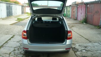 Škoda Octávia combi 2,0TDI, 150 PS automatik - 17