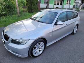 BMW 330xi - 17