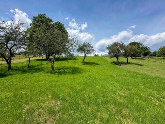 Stavebný pozemok o výmere 3.108 m2 obec Seč - Prievidza - 17