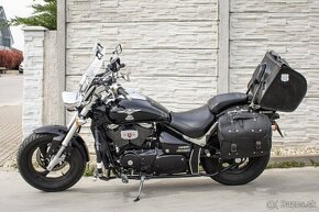 Suzuki Intruder 800M - 17