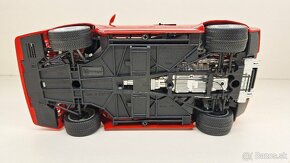 1:18 LAMBORGHINI COUNTACH - 17