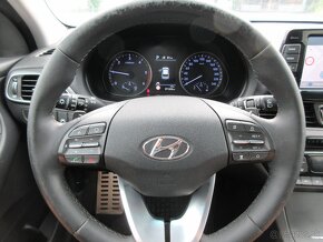 Hyundai i30 1.6 CRDi 136 Style Automat s odp. DPH - 17