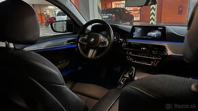 Predám BMW 5 Touring 520d A/T 2.0 SPORTLINE - 17