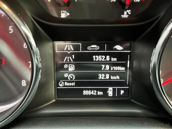 Opel Astra 1.4 benzín (automat) - 17