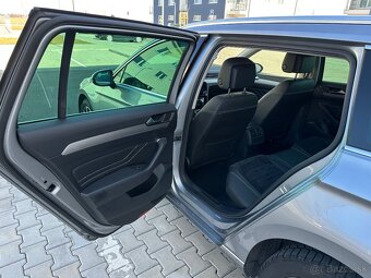 Volkswagen passat variant 2.0tdi 110kw DSG - 17