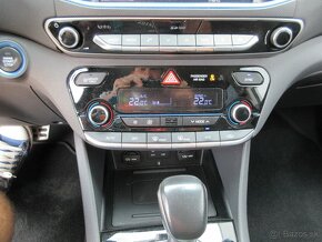 Hyundai Ioniq hybrid-benzin - 17