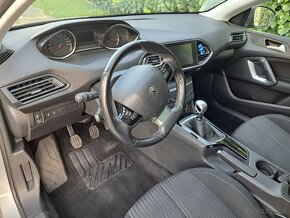 Peugeot 308 SW PANORAMA ŤAŽNÉ - 17