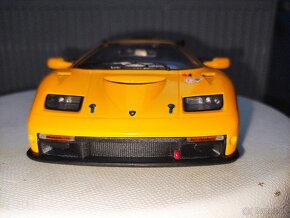 Lamborghini Diablo GTR 1:18 Hotwheels bez krabice - 17