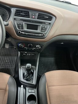 Hyundai i20 1,3 benzín, 4 Valec Kupované v Sk - 17