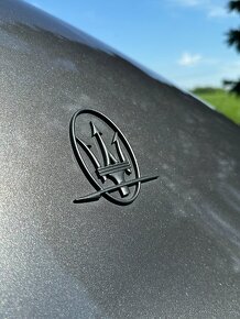 Maserati Quattroporte S, 22.000km najeto, stav nového - 17