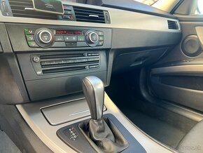 BMW 320d Touring E91 - 17