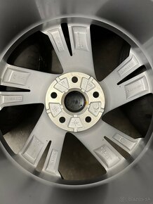 Letná sada VW Tiguan RLine 5x112 R19 , 255/45/19 VW Valencia - 17