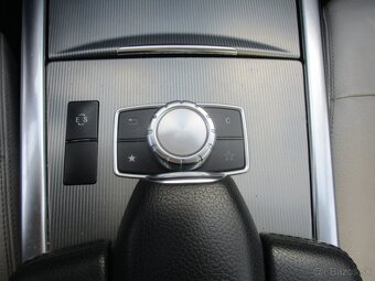 MERCEDES E250 BlueTEC 4-Matic Avantgarde 12/2013 - 17