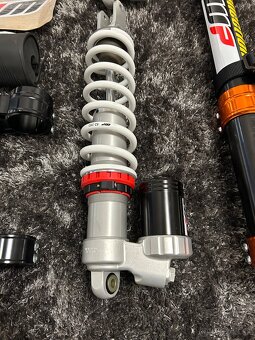 Ktm/ hsq/ GG, wp cone valve, zadne tlmice, okuliare - 17