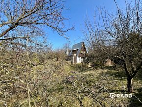 RADO | Záhradná chata so slnečným pozemkom, 1186m2, ZO Chrás - 17