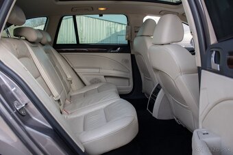 Škoda Superb Combi 1.8 TSI 4x4 Elegance - 17