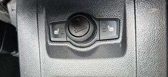 Opel Antara 2.0 CDTI 4x4 automat - 17