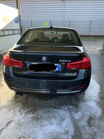 BMW 330е 2018 - 17