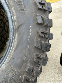 Predam 5ks 18" offroad kolies KMC XD pre JEEP roztec 5x127 - 17