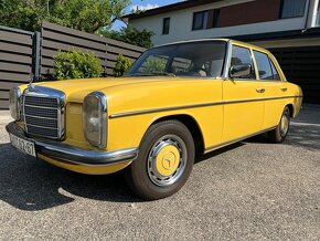 Mercedes Benz W 115 200D,po renovacii.ROZPREDAJ ZBIERKY - 17