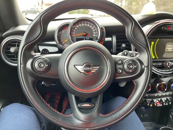 Mini Cooper S JOHN WORKS 2.0i 141kw F56 , 7/2016 , 64 000 km - 17