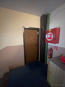 ZNÍŽENÁ CENA 2-izbový byt s priestrannou loggiou vo VK - 17