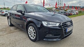 Audi A3 Sportback 1.4 TFSI Attraction - 17