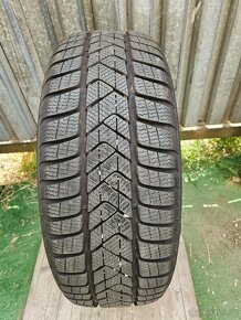 Špičkové zimné pneu Pirelli Sottozero - 205/50 r17 93H - 17