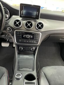 Mercedes-Benz GLA 200 d A/T - 17