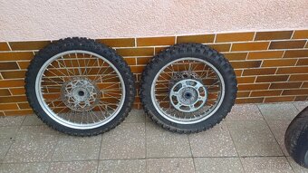 YAMAHA WR400F . Cross + motard. z TP a SPŽ .. - 17