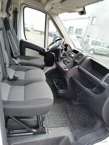 Prodám FIAT DUCATO 2.3 JTD E6 SKŘÍŇOVÝ - 17