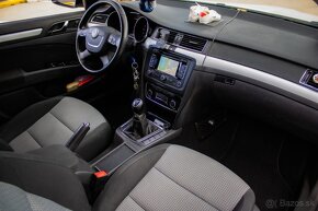 Škoda Superb Combi 2.0 TDI CR 140k Comfort DSG - 17