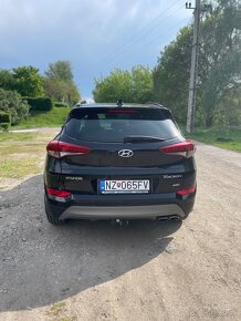 Hyundai Tucson 4x4 benzin 130kW - 17