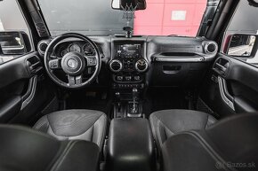 Jeep Wrangler 3.6L V6 VVT Rubicon A/T DPH - 17