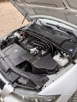 Bmw e90 320i - 17