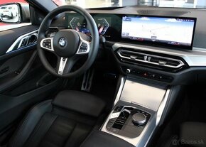 BMW Řada 4 M440i Coupé benzín automat - 17