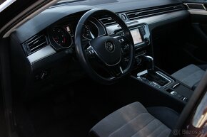 Volkswagen Passat Variant 2.0 TDI BMT Highline DSG - 17