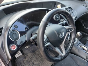 Predám Honda Civic 8g 1.8VTEC, 103kW - 17