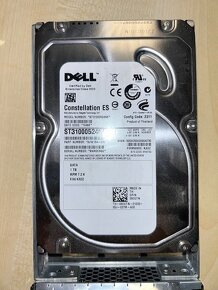 Disky do PC a serverov 3.5" SATA a SAS - 17