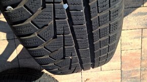 Elektrony 5x114 HYUNDAI IX-35 + 215/70 R16 100T XL ZIMNÉ 7mm - 17